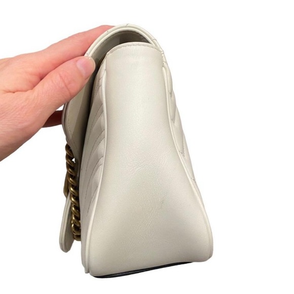SOLD OUT”””Gucci marmont flap small bag - Picture 2 of 4